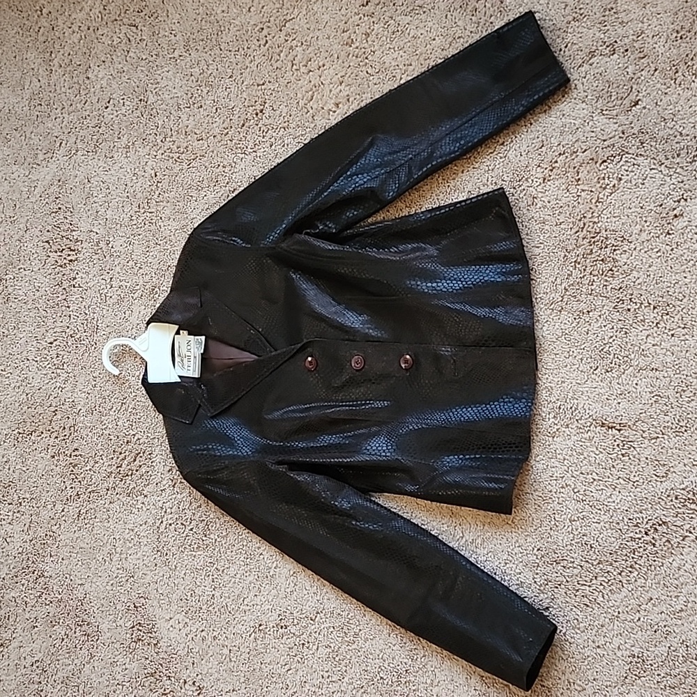 Brown leather women's jacket size 6